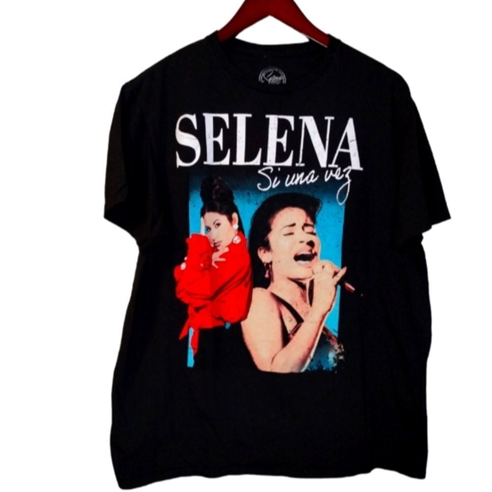Selena Si Una Vez Short‎ Sleeve Tshirt size Large